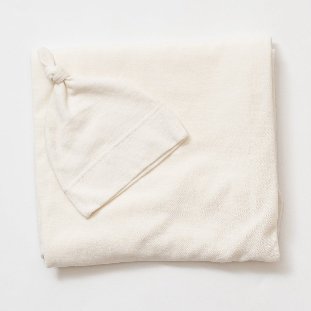 Zestt Organics Baby Blanket- Organic Cotton Newborn Dream Bundle in Soft White